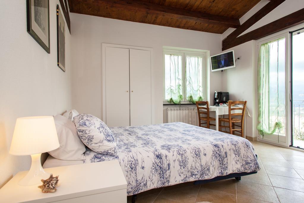 لافانيا Agri Bed - L'Affittacamere In Collina - Guest Room On The Hill المظهر الخارجي الصورة